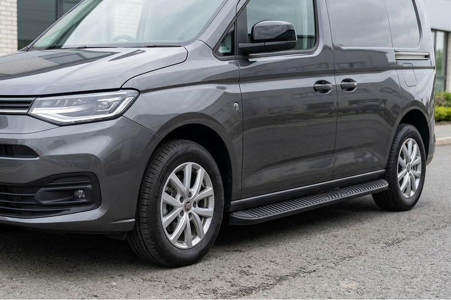 Opel Combo 2019- Seitenschweller Tayga Black (2 Stk., Aluminium) Image