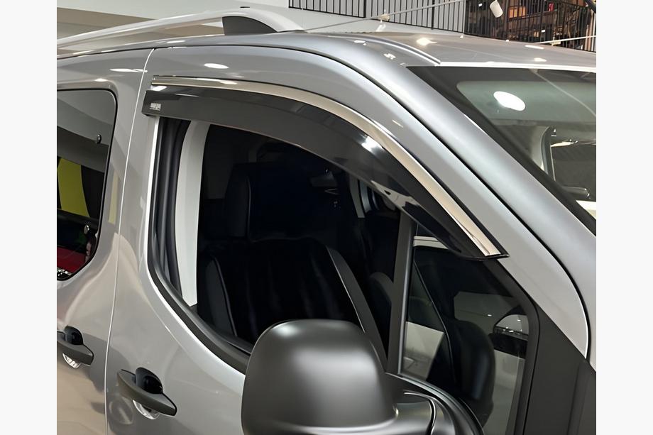 Peugeot Partner/Rifter 2019- Windabweiser mit Chromleiste (2 Stk, Niken) Image