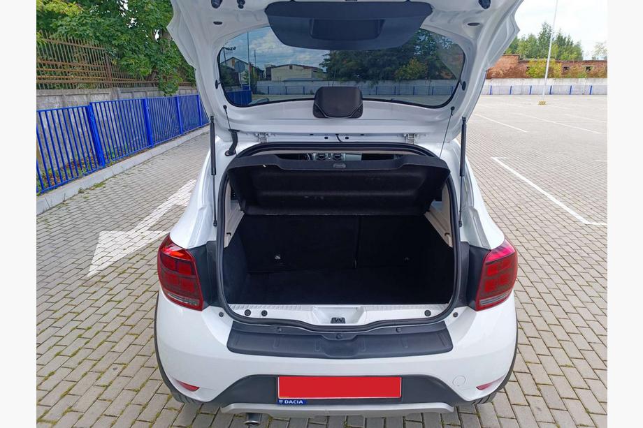 Renault Sandero 2013-2022 Heckstoßstangenabdeckung EuroCap (ABS) Foto 1