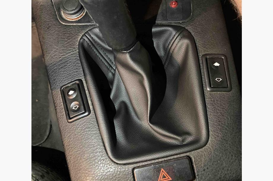 BMW 3 Series E36 1990-2000 Schaltsack OEM (Kunstleder) Foto 2