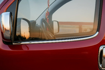 Fiat Fiorino/Qubo 2008-2024 Fensterrahmen Zierleisten außen (2 Stk, Edelstahl) OmsaLine - Italienischer Edelstahl Foto 1