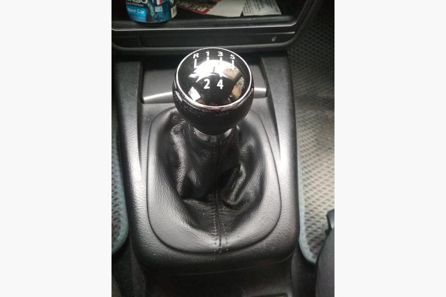 Volkswagen Passat B5 1997-2005 Schaltsack Leder Foto 3