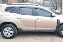 Dacia Duster 2018-2024 Windabweiser (4 Stk, HIC) Foto 2