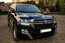 Toyota Land Cruiser 200 2007-2021 Bodykit 2016-2021 (Executive 2021) Foto 13