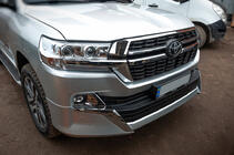 Toyota Land Cruiser 200 2007-2021 Bodykit 2016-2021 (Executive 2021) Foto 2