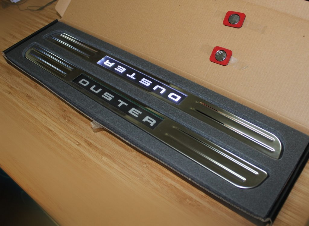 Beleuchtete Funkschwellen bei Renault Duster