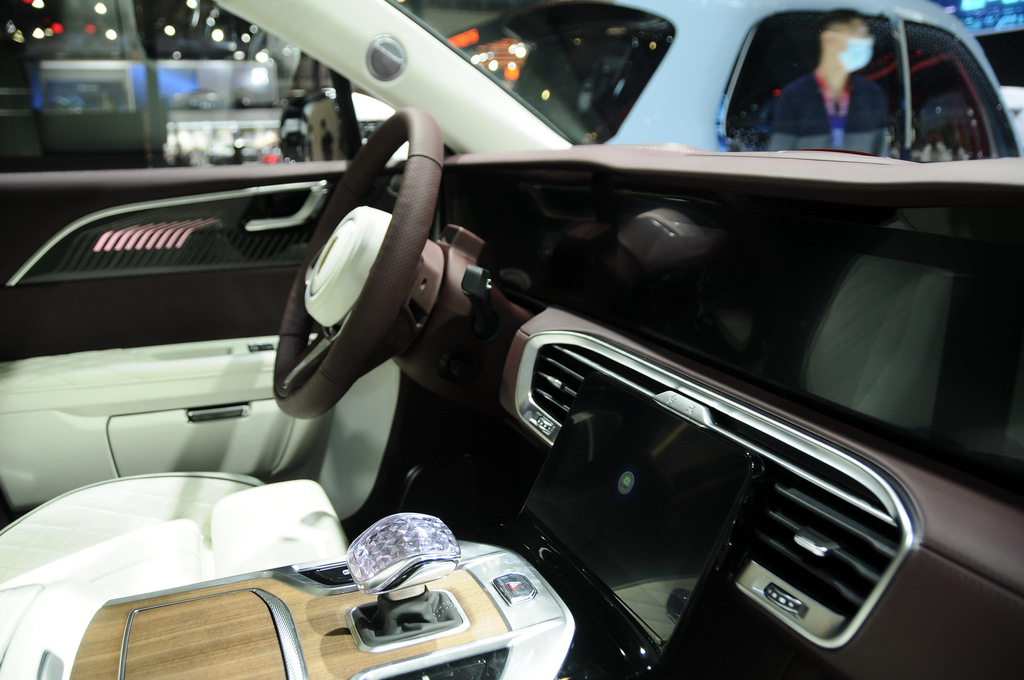 Hongqi E-HS9: elektrisches chinesisches Analogon von Rolls-Royce Cullinan