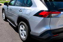 Toyota Rav 4 2019–2025 Seitenschweller OEM V2B (2 Stk, Aluminium) Foto 8