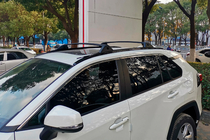 Toyota Rav 4 2019–2025 Dachträger Querträger OEM für integrierte Reling (2 Stk) Foto 5