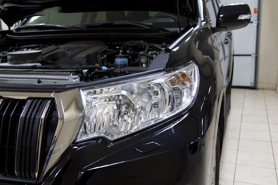 Toyota Land Cruiser Prado 150 2009-2023 Scheinwerferblenden (2 Stk, für Reflektor) Foto 1