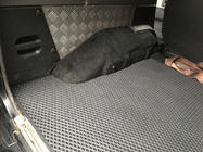 Nissan Patrol Y60 1988–1997 Kofferraummatte Lang (EVA, Schwarz) Foto 4