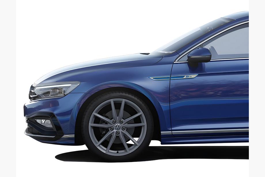 Volkswagen Passat B8 2015-2023 Emblem R-Line (verschiedene Ausführungen) Foto 10