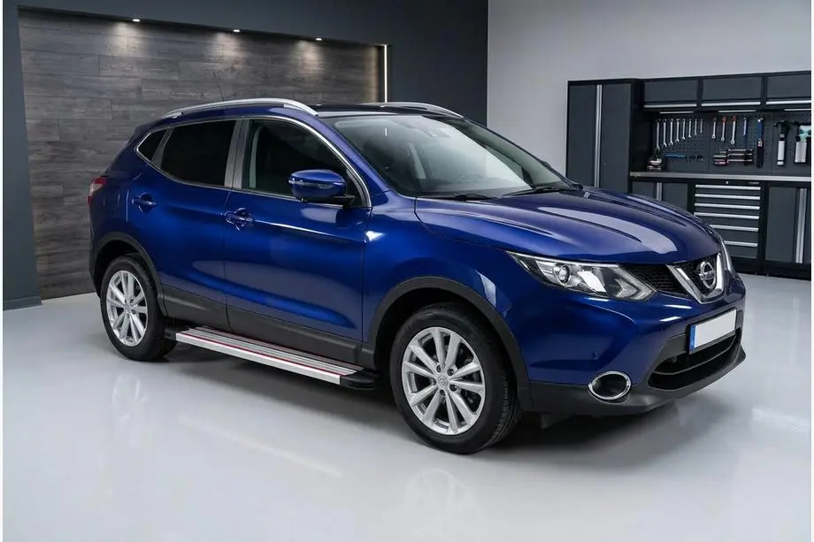 Nissan Qashqai 2014-2021 Seitenschweller Maya Rot-Grau (2 Stk., Aluminium) Image