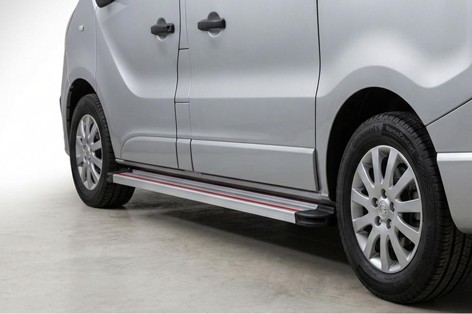 Opel Vivaro 2001–2015 Seitenschweller Maya Rot-Grau (2 Stk., Aluminium) Langversion Image