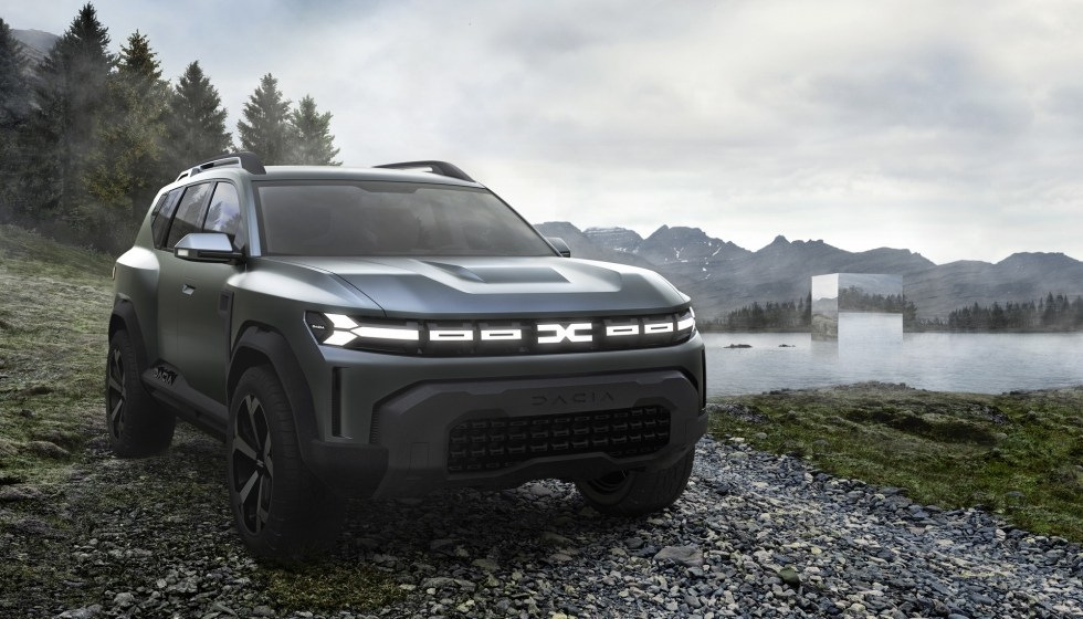 Dacia bereitet die Veröffentlichung eines großen Crossovers mit sieben Sitzen vor