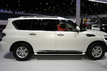 Nissan Patrol Y62 2010-2024 Türleisten (4 Stk, Chrom) Foto 4