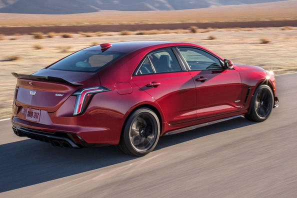 Cadillac CT4-V Blackwing: "aufgeladene" Kompaktlimousine mit einem 479 "Pferd" -Motor Foto 3