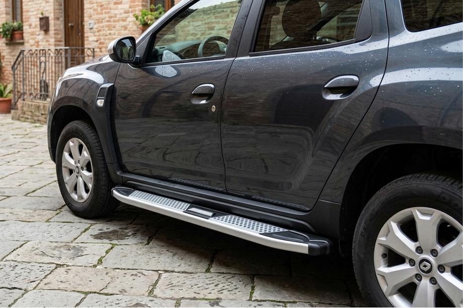 Dacia Duster 2018-2024 Seitenschweller Mevsim Grey (2 Stk., Aluminium) Image