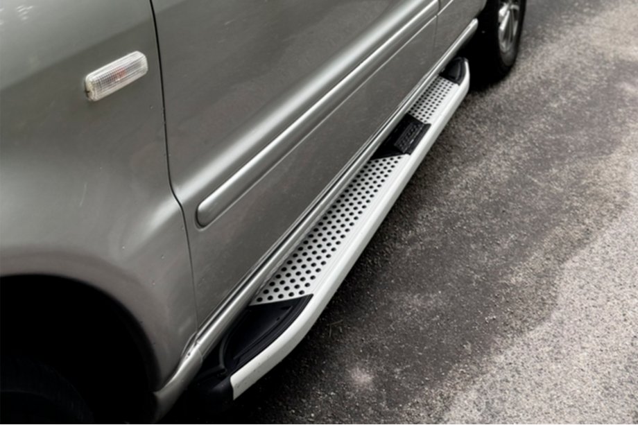 Mercedes ML W163 1997-2005 Seitenschweller Mevsim Grey (2 Stk., Aluminium) Image