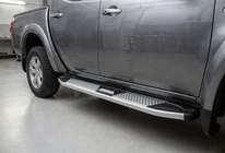 Mitsubishi L200 2006-2015 Seitenschweller Mevsim Grey (2 Stk., Aluminium) Foto 1