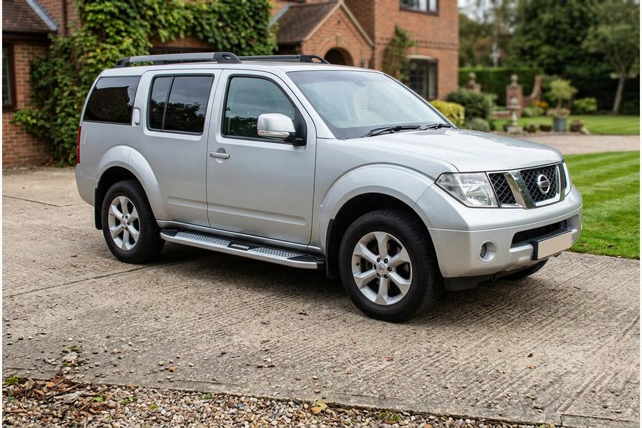 Nissan Pathfinder R51 2005-2014 Seitenschweller Mevsim Grey (2 Stk., Aluminium) Image