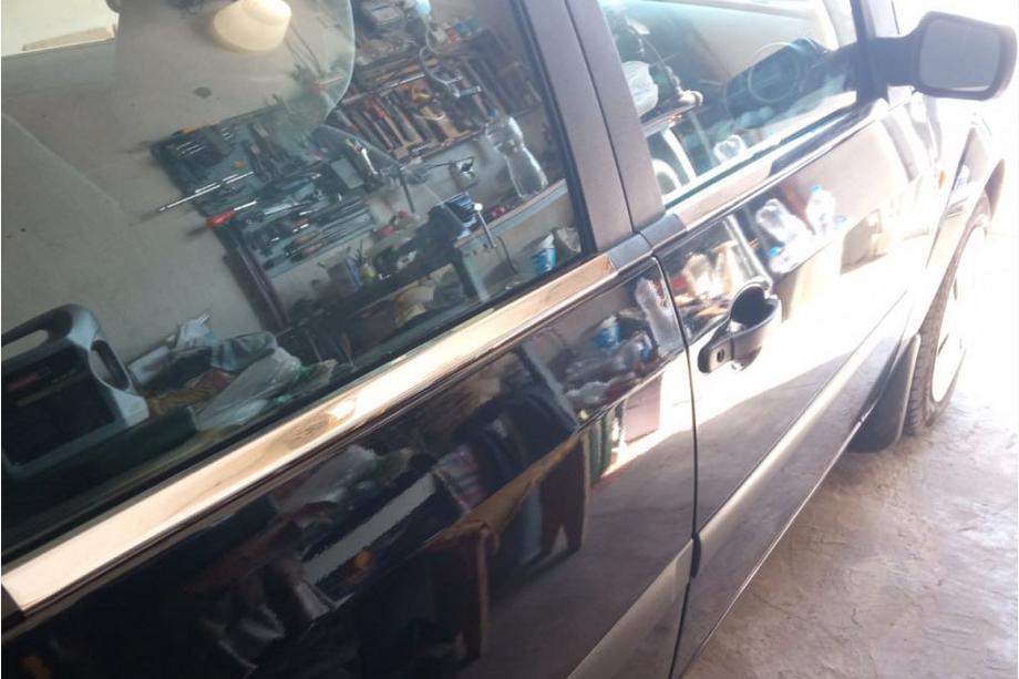 Ford Fiesta 2002-2008 Fensterrahmen Zierleisten Edelstahl Aussen (4 Stk) Carmos - Türkischer Edelstahl Image