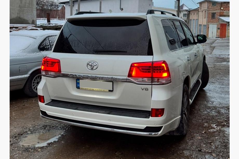 Toyota Land Cruiser 200 2007-2021 Heckstoßstange 2016+ grundiert (China) Image