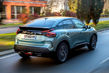 Überprüfung des elektrischen Schrägheck Citroen e-C4 Foto 4