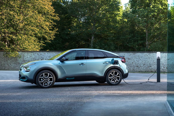 Überprüfung des elektrischen Schrägheck Citroen e-C4