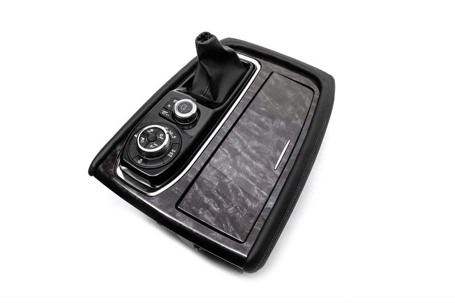 Nissan Patrol Y62 2010-2024 Innenraum Upgrade Kit für 2020 Foto 3