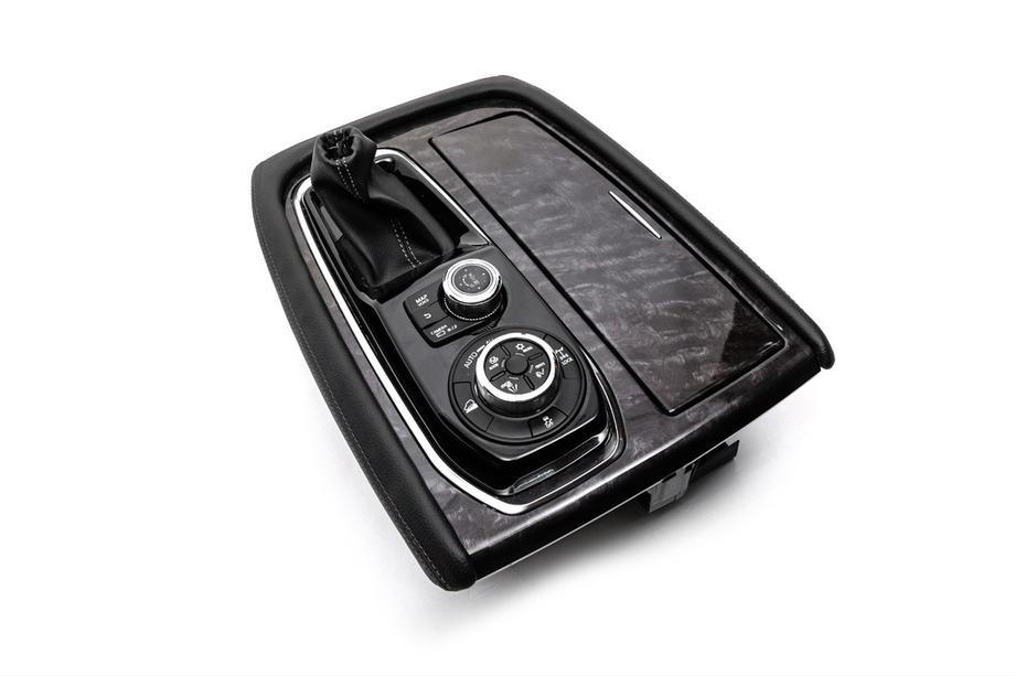 Nissan Patrol Y62 2010-2024 Innenraum Upgrade Kit für 2020 Foto 4