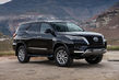 Bewertung des aktualisierten SUV Toyota Fortuner Foto 3