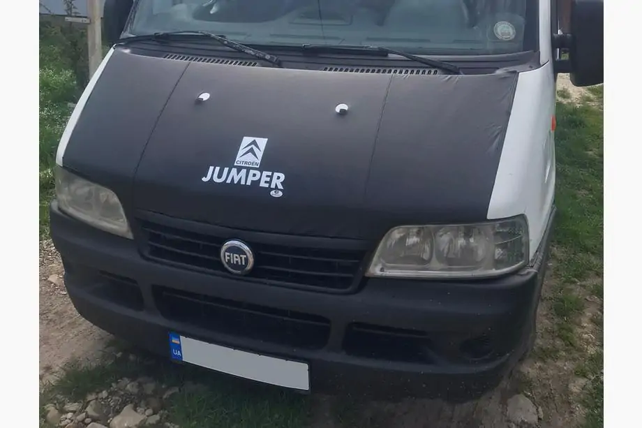 Peugeot Boxer 1994-2006 Motorhaubenschutz (Schriftzug Jumper) Image