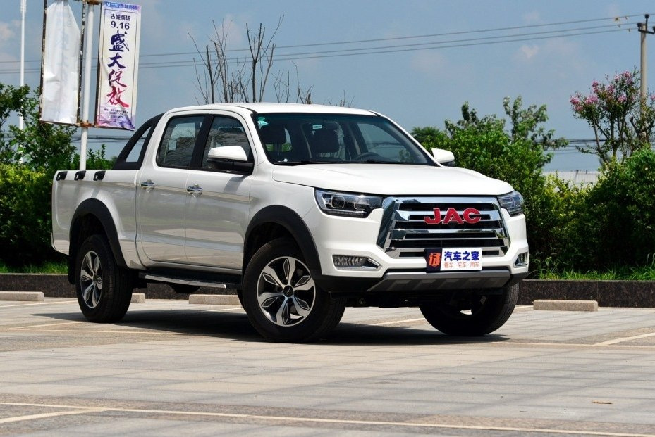 Überprüfung des JAC T8 Allrad-Rahmen-Pickups