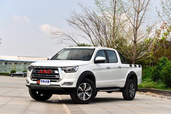 Überprüfung des JAC T8 Allrad-Rahmen-Pickups