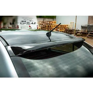 Heckscheibenblende Sedan (ABS) Foto 3