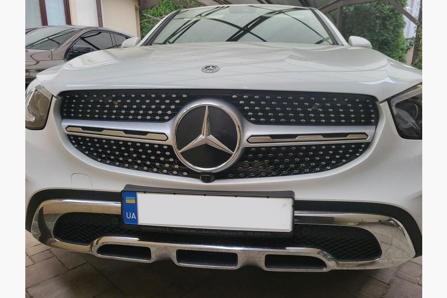 Mercedes GLC coupe C253 2016-2023 Frontgrill Diamond Silver (für Base 2019-2022) Image