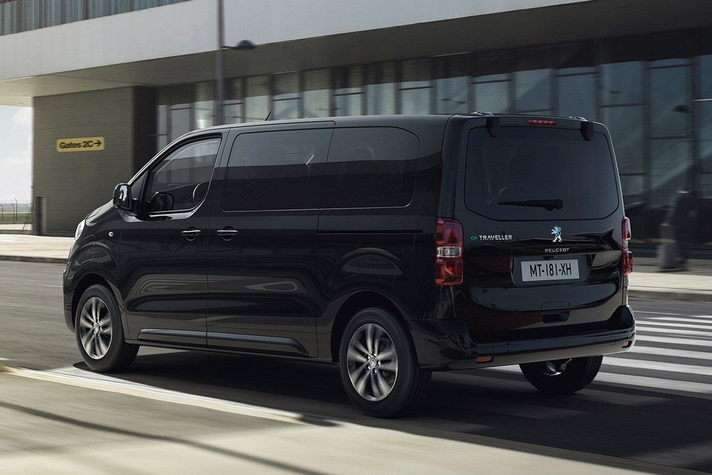 Peugeot e-Traveler Elektro-Minivan Testbericht