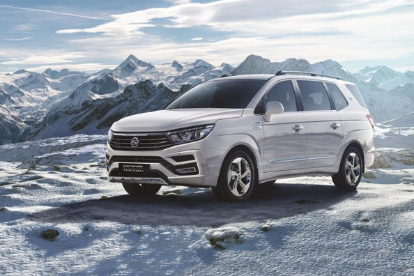 Überprüfung des aktualisierten Minivans SsangYong Rodius
