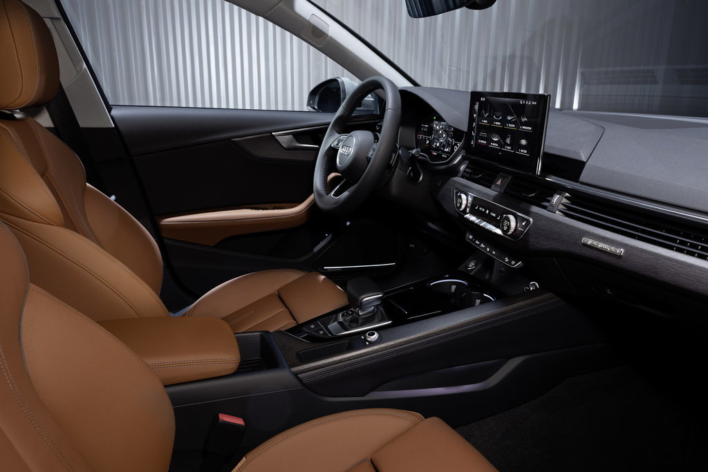 Aktualisierter geländegängiger Kombi Audi A4 allroad quattro