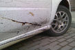 Wie reinige ich das Auto von Bitumen? Foto 1