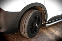 Fiat Talento 2016- Kotflügelverbreiterungen (6 Stk, schwarz, ABS) Foto 5