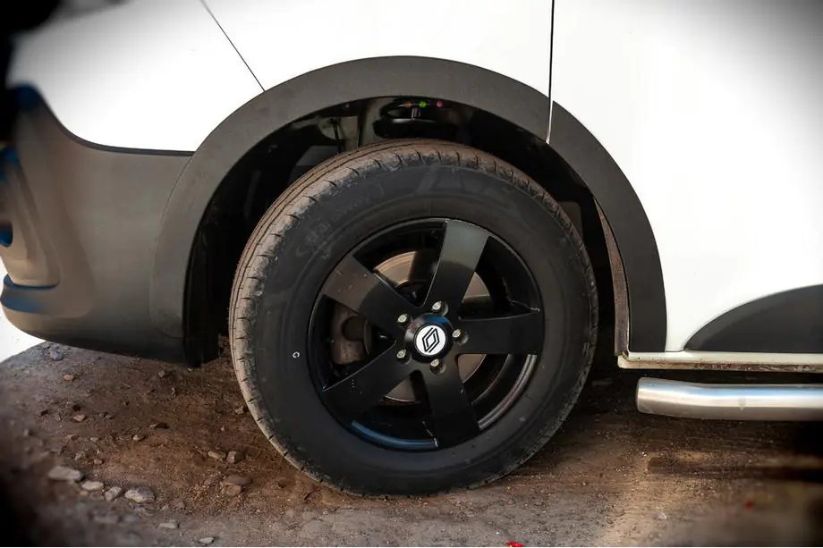Fiat Talento 2016- Kotflügelverbreiterungen (6 Stk, schwarz, ABS) Image
