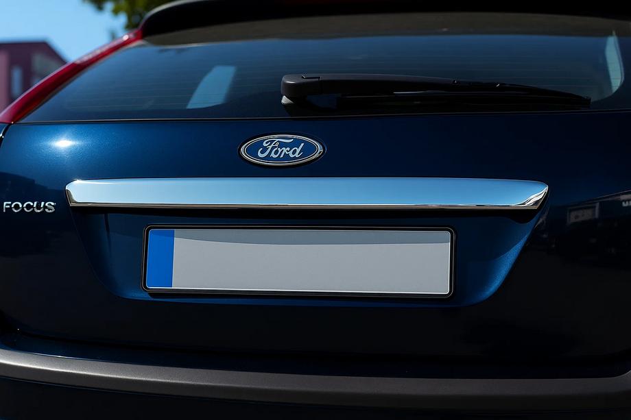 Ford Focus II 2005-2008 Kofferraumklappenleiste (HB, Edelstahl) Carmos - Türkischer Edelstahl Image