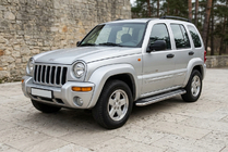 Jeep Cherokee/Liberty 2002-2007 Trittbretter Maydos V2 (2 Stk., Aluminium) Foto 1
