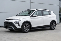 Hyundai Bayon 2021- Seitenschweller Bosphore Black (2 Stk., Aluminium) Foto 1