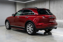 Infiniti FX 2003-2008 Seitenschweller Maya Red (2 Stk., Aluminium) Foto 1