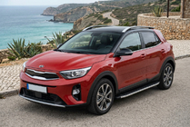 Kia Stonic 2017- Seitenschweller Fullmond (2 Stk., Aluminium) Foto 1