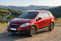 Suzuki SX4 S-Cross 2013-2016 Seitenschweller Maya Red (2 Stk., Aluminium) Foto 1