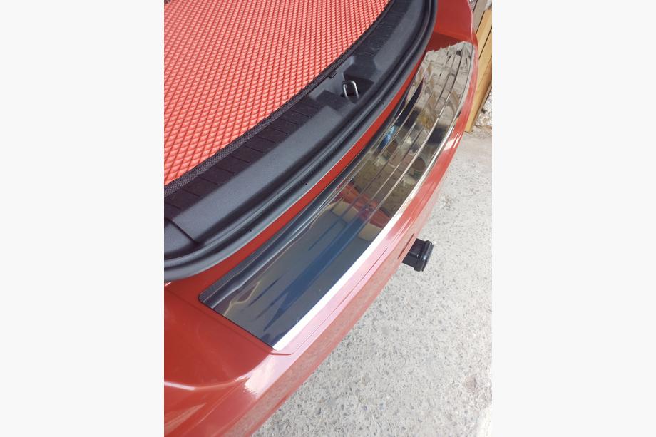 Dodge Journey 2008-2020 Heckstoßstangenschutz Carmos Edelstahl Foto 1